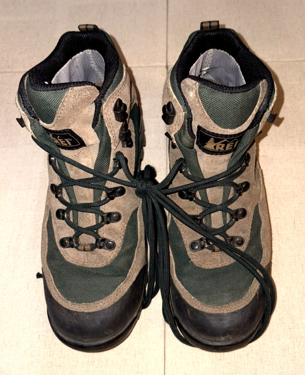 REI Monarch Gore-Tex Women Size 9 Hiking Boots, Brown / Forest Green